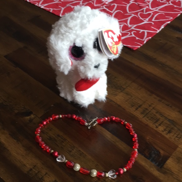 Valentines bundle with Hearts Necklace ❤️♥️❤️♥️ - Picture 2 of 16